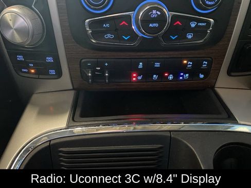 Used 2017 RAM 1500 Laramie w/ Convenience Group AWD/4WD image 7