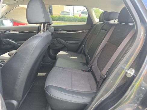 Used 2021 Kia Seltos S AWD/4WD image 8