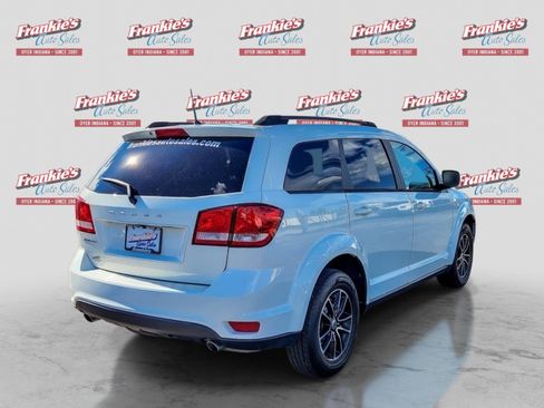 Used 2018 Dodge Journey SXT w/ Blacktop Package FWD image 5