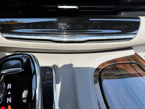 Used 2023 Cadillac Escalade ESV Premium Luxury Platinum w/ LPO, Radiant Package image 26