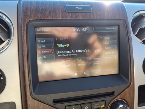 Used 2014 Ford F150 Lariat w/ Lariat Chrome Package image 12