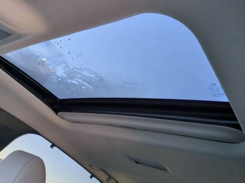 Used 2024 MAZDA CX-90 Plug-In Hybrid w/ Preferred image 18