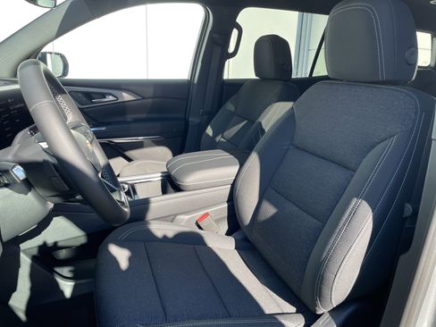 New 2026 Chevrolet Traverse LT image 37