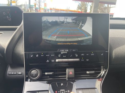 Used 2024 Toyota bZ4X XLE image 25