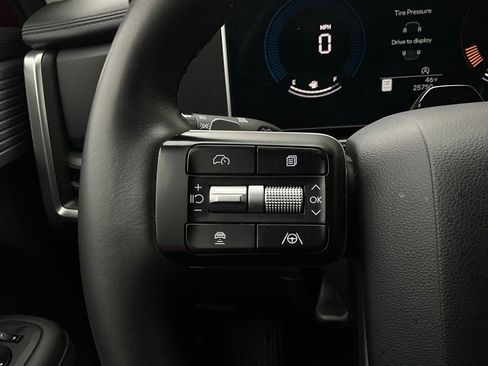 Used 2025 Hyundai Santa Fe SEL image 33