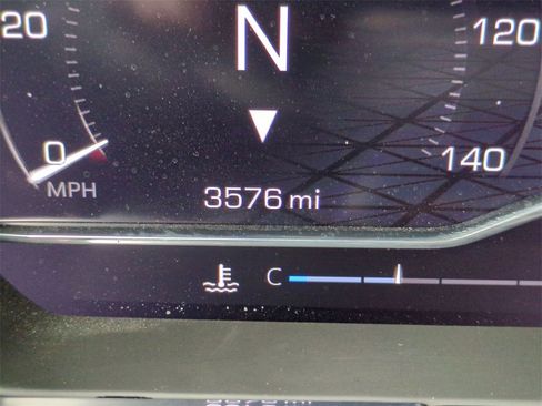 Used 2025 GMC Sierra 1500 Elevation image 27