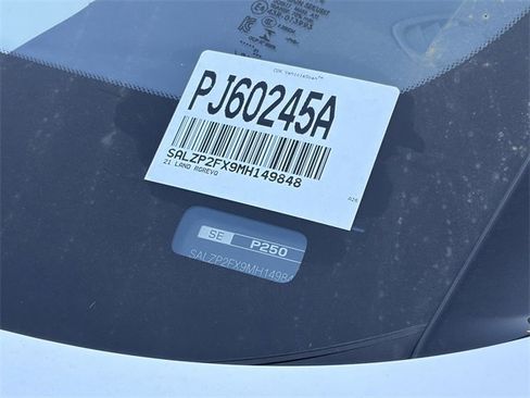 Used 2021 Land Rover Range Rover Evoque SE image 11