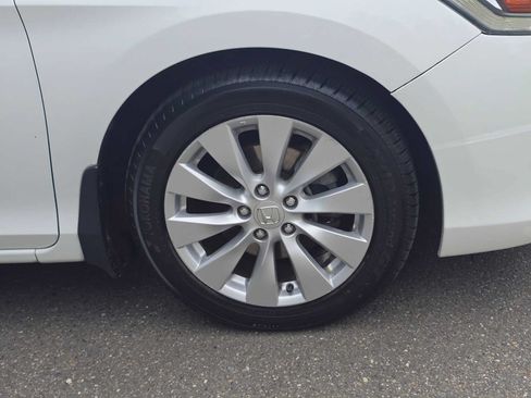Used 2015 Honda Accord EX-L image 9