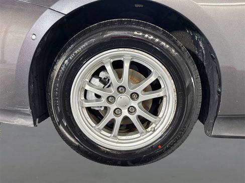 Used 2018 Toyota Prius Four FWD image 20