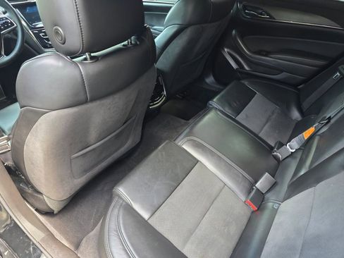 Used 2019 Cadillac CTS V w/ Luxury Package RWD image 15