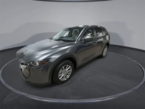 Used 2023 MAZDA CX-5 AWD 2.5 S w/ Select Package image 4