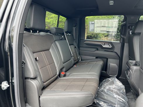 New 2026 Chevrolet Silverado 2500 High Country w/ Technology Package AWD/4WD image 38