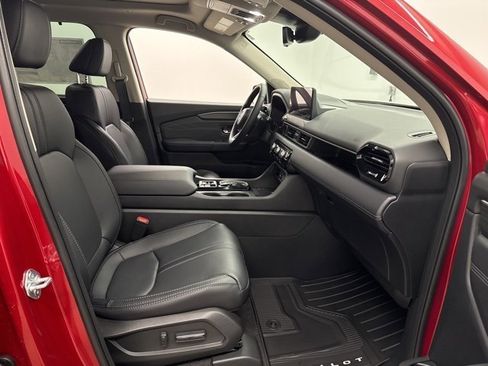 New 2026 Honda Pilot Touring image 24