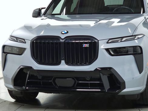 Used 2024 BMW X7 M60i w/ Executive Package AWD/4WD image 3