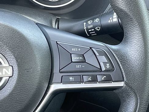 Used 2024 Nissan Sentra SV FWD image 14