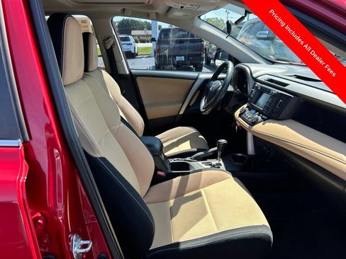 Used 2016 Toyota RAV4 XLE FWD image 22
