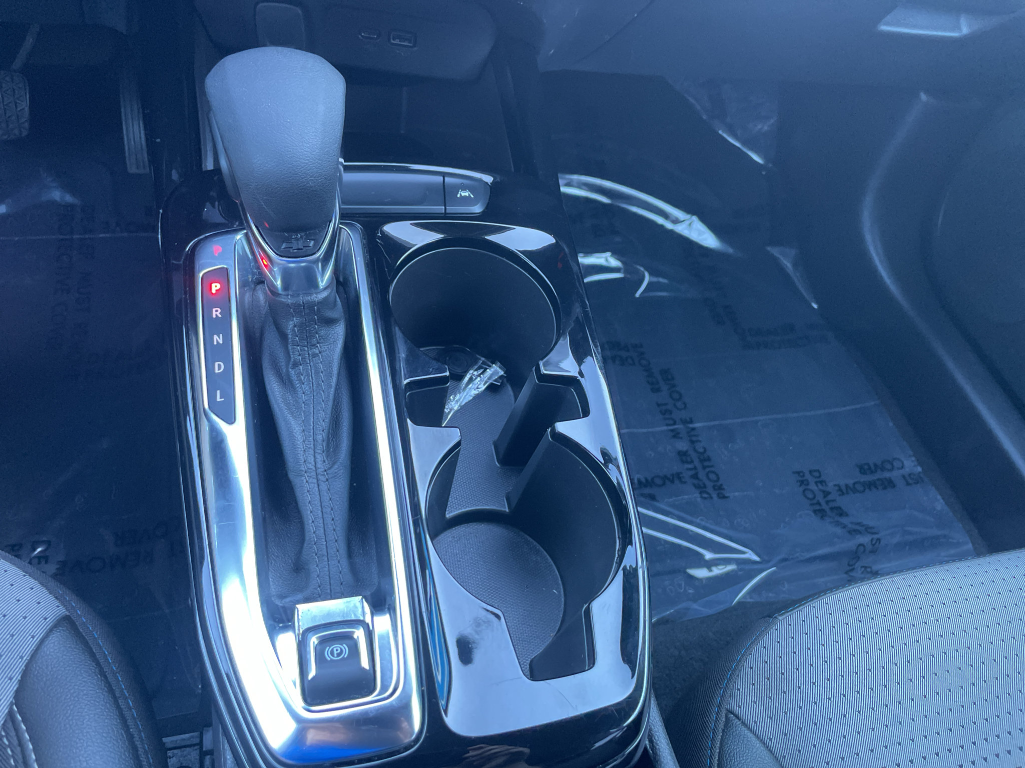 Certified 2025 Chevrolet Trax LT FWD image 21