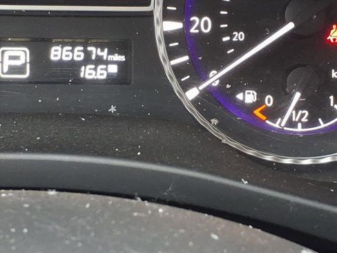 Used 2017 INFINITI QX60 Base w/ Premium Package image 15