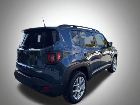 Used 2022 Jeep Renegade Latitude w/ Convenience Group image 5