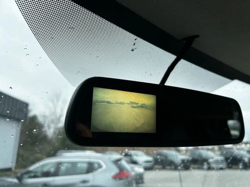 Used 2019 Chevrolet Express 2500 Van 3D w/ Communications Package image 19