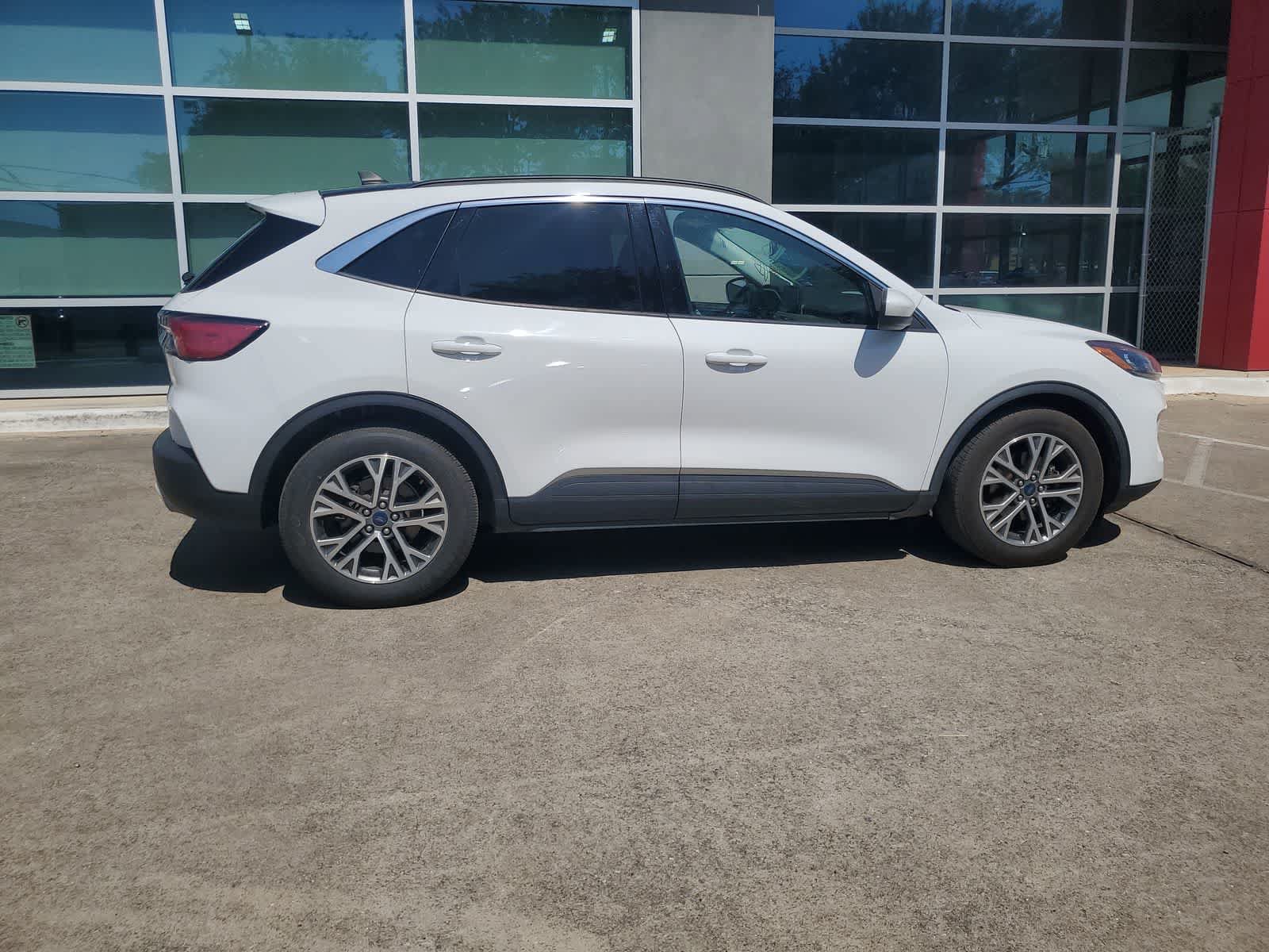 Used 2021 Ford Escape SEL w/ Technology Package FWD image 7