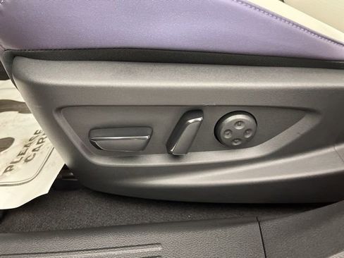 New 2026 Nissan Leaf Platinum+ w/ Cargo Package (Platinum+) image 33