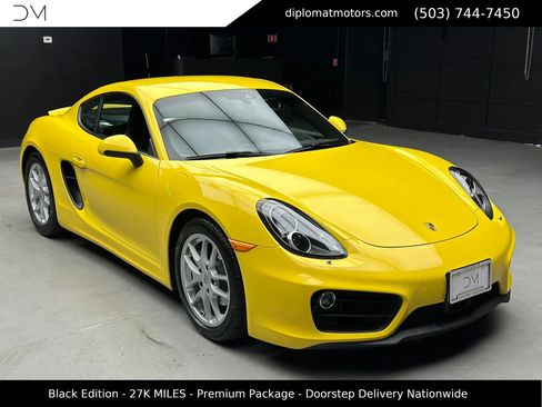 Used 2016 Porsche Cayman RWD image 9