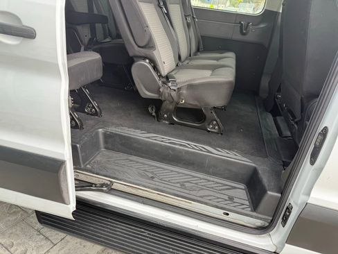 Used 2022 Ford Transit 350 XLT RWD image 13