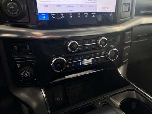 Used 2025 Ford F150 Lariat w/ Equipment Group 502A High AWD/4WD image 15