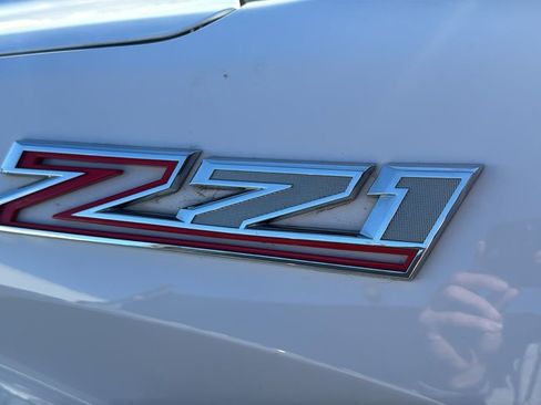 Used 2020 Chevrolet Silverado 1500 Custom Trail Boss image 9