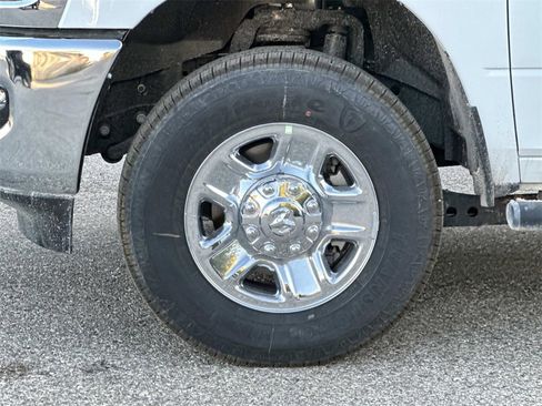New 2026 RAM 2500 Tradesman w/ Chrome Appearance Group image 8