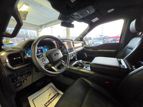 Used 2024 Ford F150 Lariat w/ Equipment Group 502A High image 8