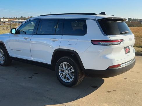 New 2025 Jeep Grand Cherokee L Laredo w/ Luxury Tech Group I RWD image 7