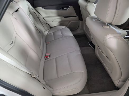 Used 2014 Cadillac XTS image 27