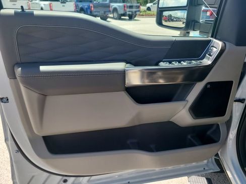 New 2026 Ford F350 Platinum w/ Platinum Plus Package AWD/4WD image 17