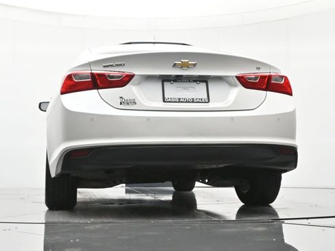 Used 2016 Chevrolet Malibu LT w/ Leather Package image 42