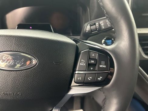 Used 2025 Ford Explorer Platinum w/ LUX Leather Package image 14