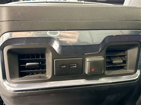 Used 2021 GMC Sierra 1500 Elevation image 29