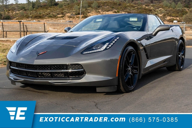 Used 2015 Chevrolet Corvette Stingray Coupe w/ 2LT Preferred Equipment Group RWD image 1