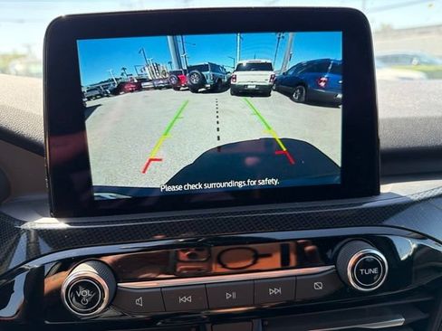 Used 2023 Ford Escape ST-Line FWD image 11