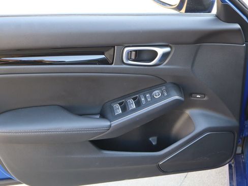 Used 2024 Honda Civic Touring image 19