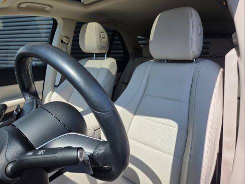 Used 2024 Mercedes-Benz GLE 450 4MATIC image 5