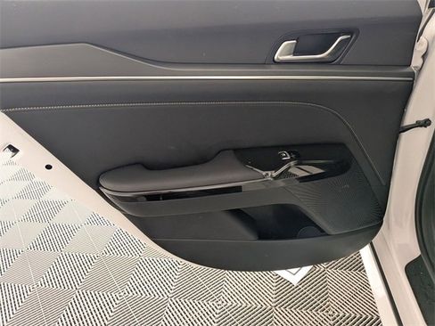 Used 2025 Kia K5 GT-Line image 27