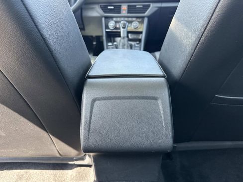 Used 2023 Volkswagen Jetta SE FWD image 13