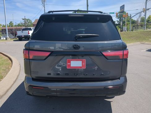Used 2024 Toyota Sequoia SR5 AWD/4WD image 7