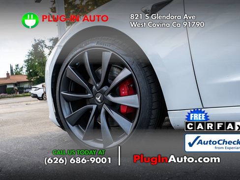 Used 2020 Tesla Model 3 Performance image 6