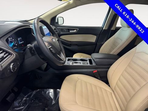 Used 2022 Ford Edge SEL w/ Convenience Package image 5
