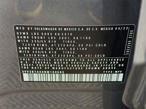 Used 2022 Volkswagen Tiguan SE AWD/4WD image 37