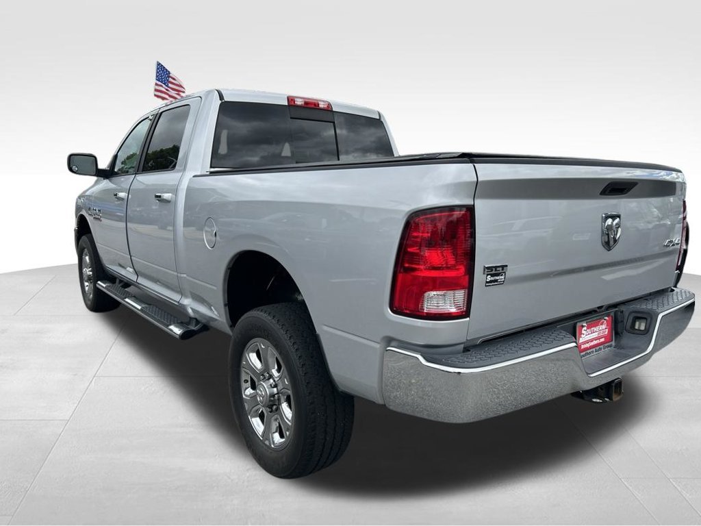 Used 2018 RAM 2500 SLT AWD/4WD image 3
