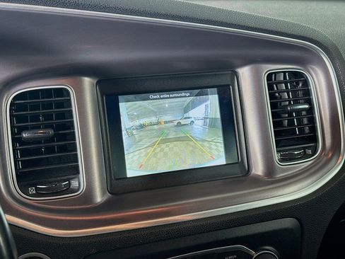 Used 2022 Dodge Charger SXT image 19